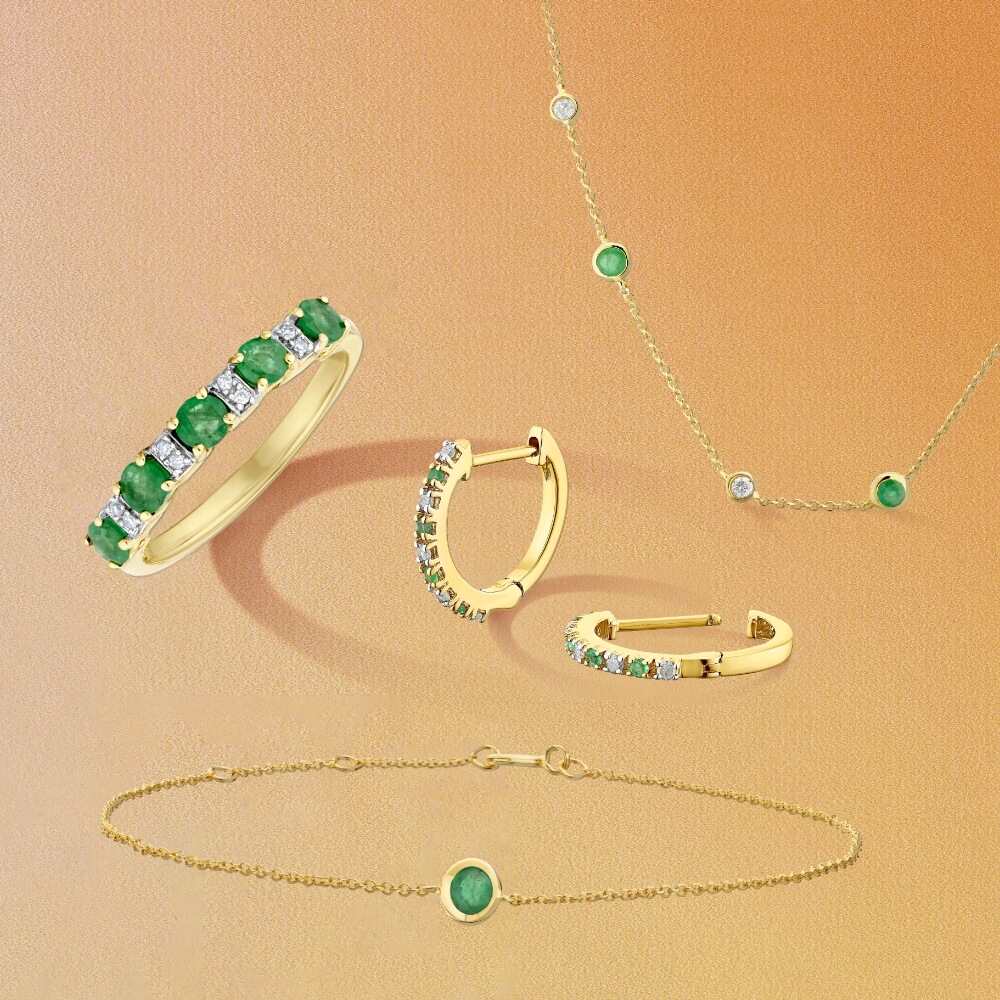 Emerald necklace, earrings, ring and bracelet